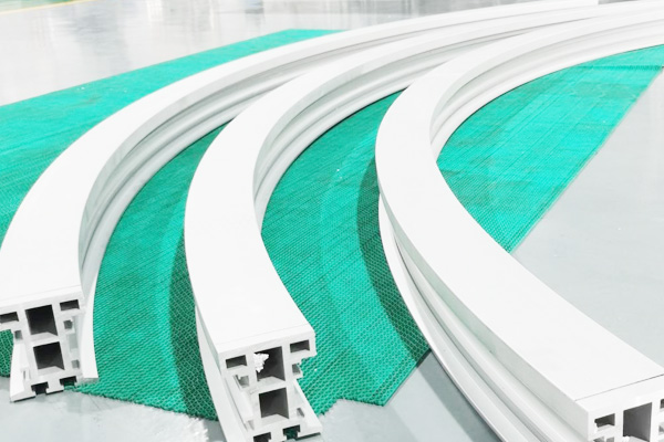 鋁型材折彎時容易出現(xiàn)的問題