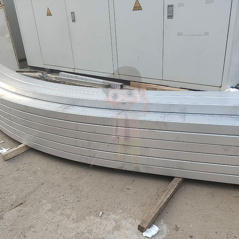 篷房弧形梁拉彎